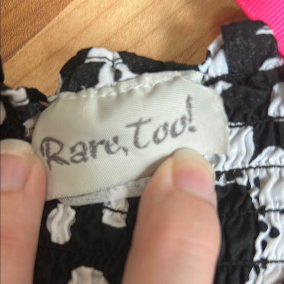 Black and White Floral Dress with Pink Bow - Picture 3 of 3